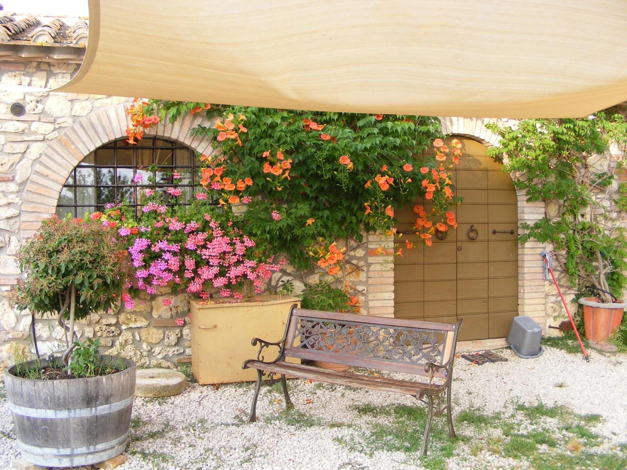 Agriturismo Podere Dell' Olmo Amelia Eksteriør billede